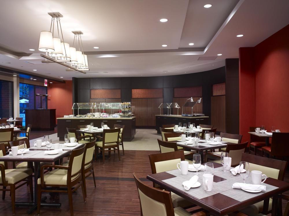 Sheraton Vancouver Airport Hotel Ричмонд Экстерьер фото