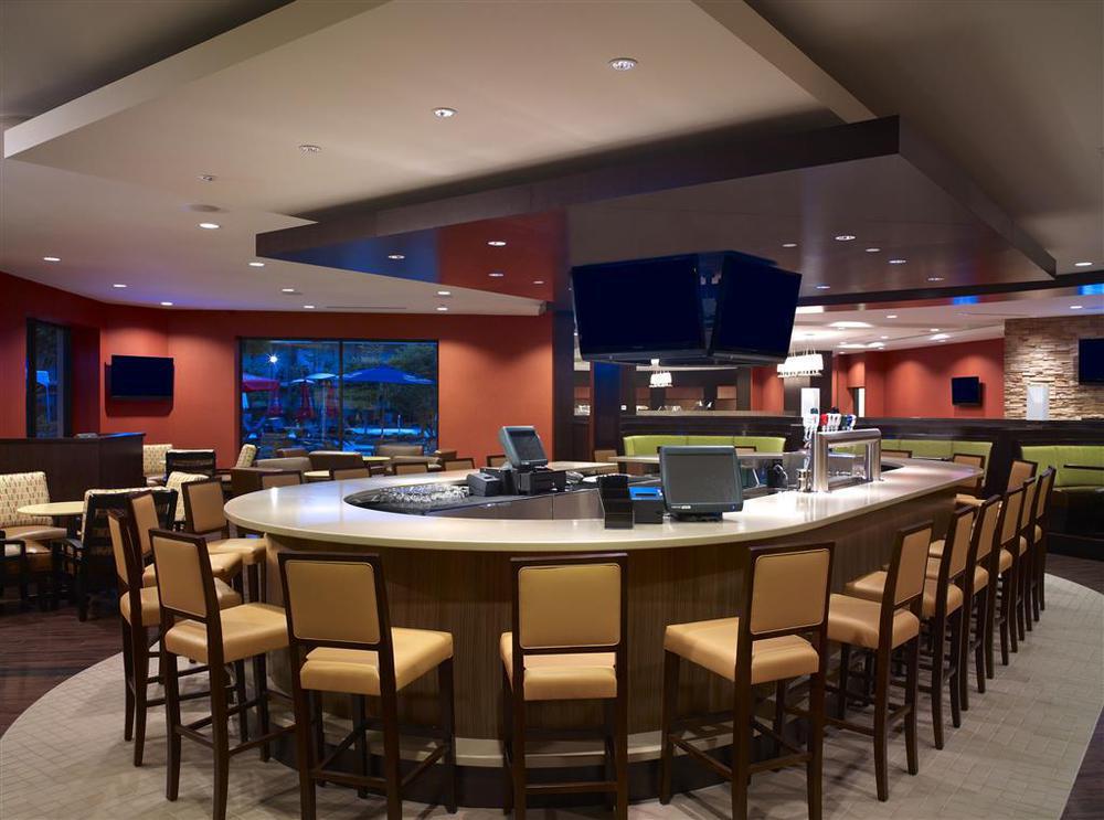 Sheraton Vancouver Airport Hotel Ричмонд Ресторан фото